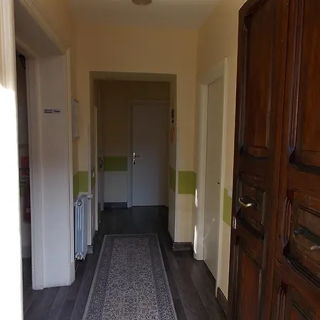 לינה וארוחת בוקר Domus Citta Giardino *