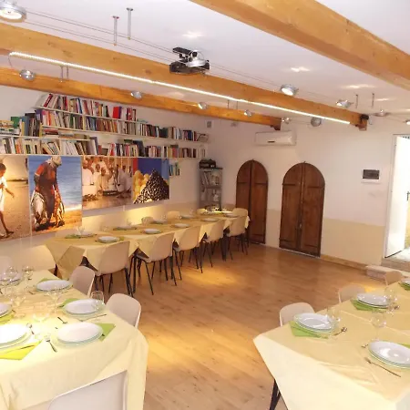 לינה וארוחת בוקר Domus Citta Giardino